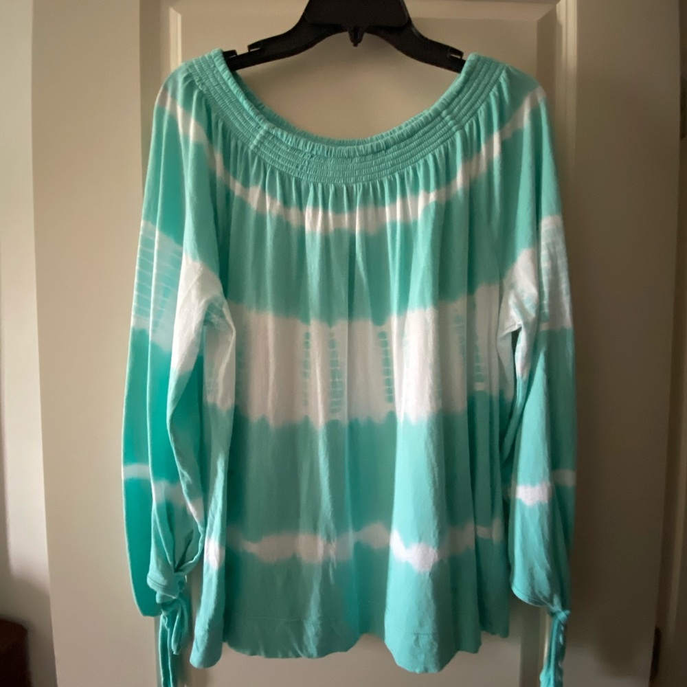 Women’s top!